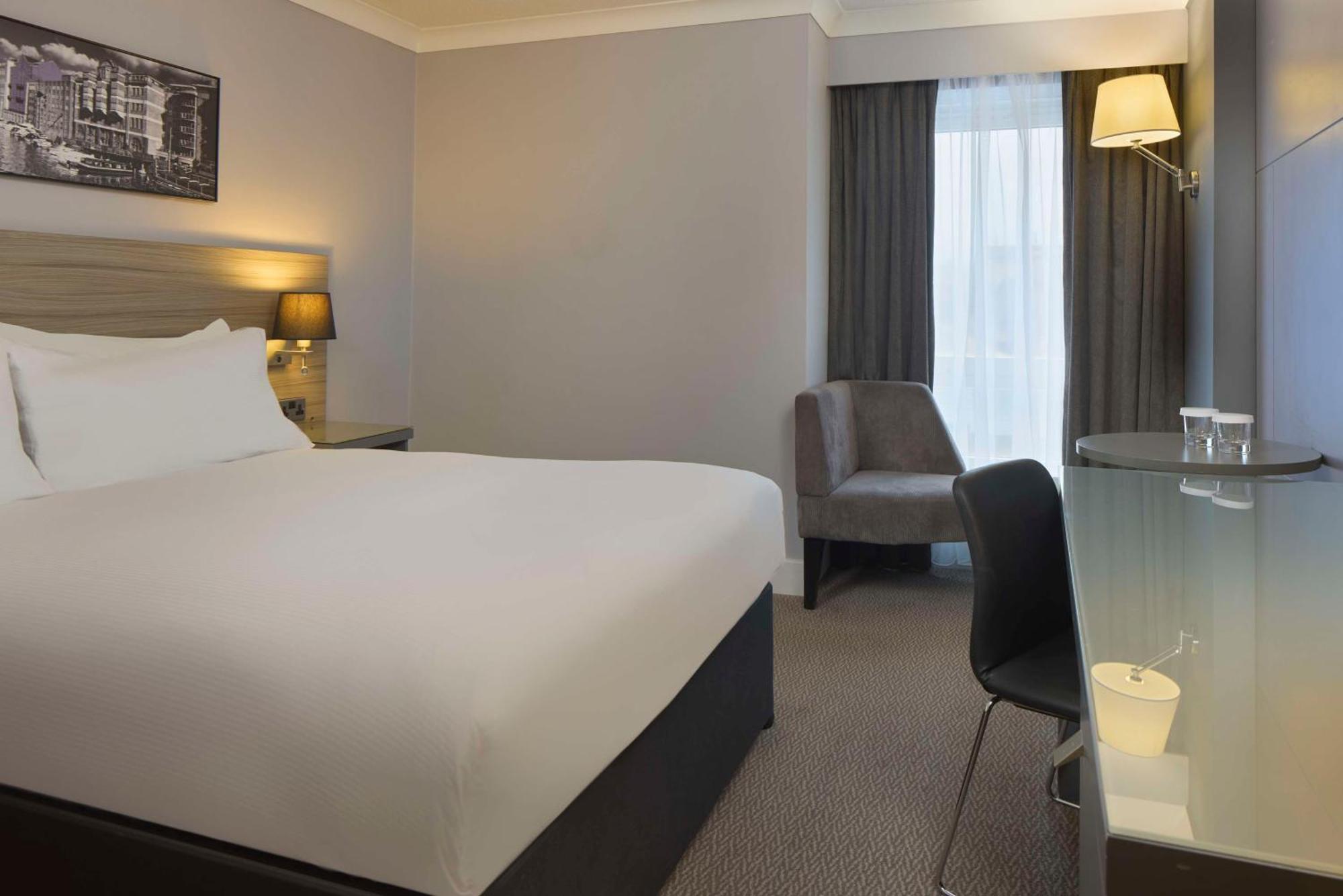 Doubletree By Hilton Bristol City Centre Eksteriør billede
