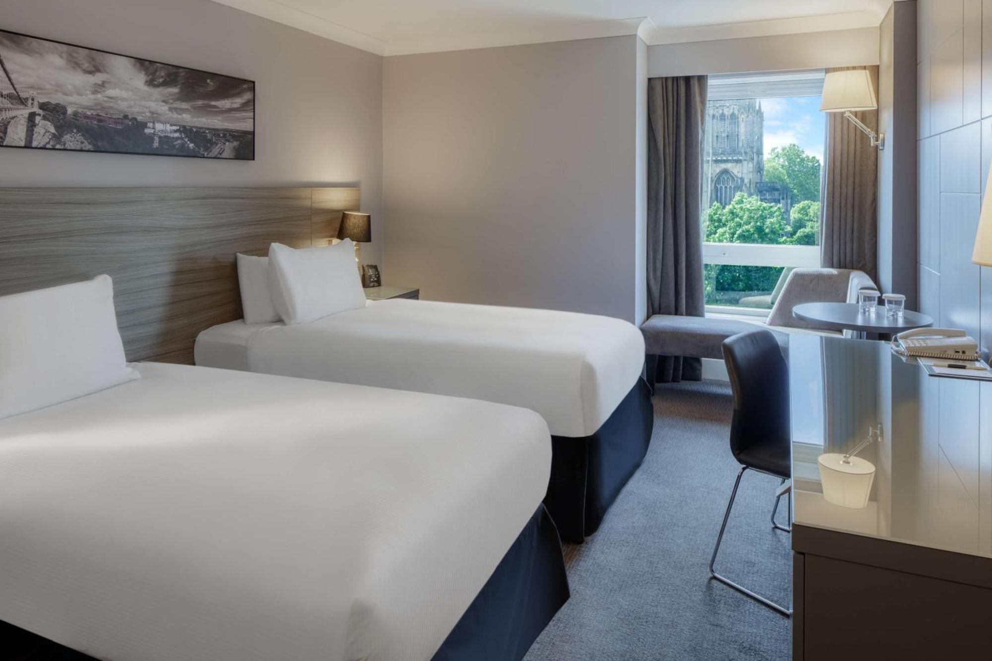 Doubletree By Hilton Bristol City Centre Eksteriør billede